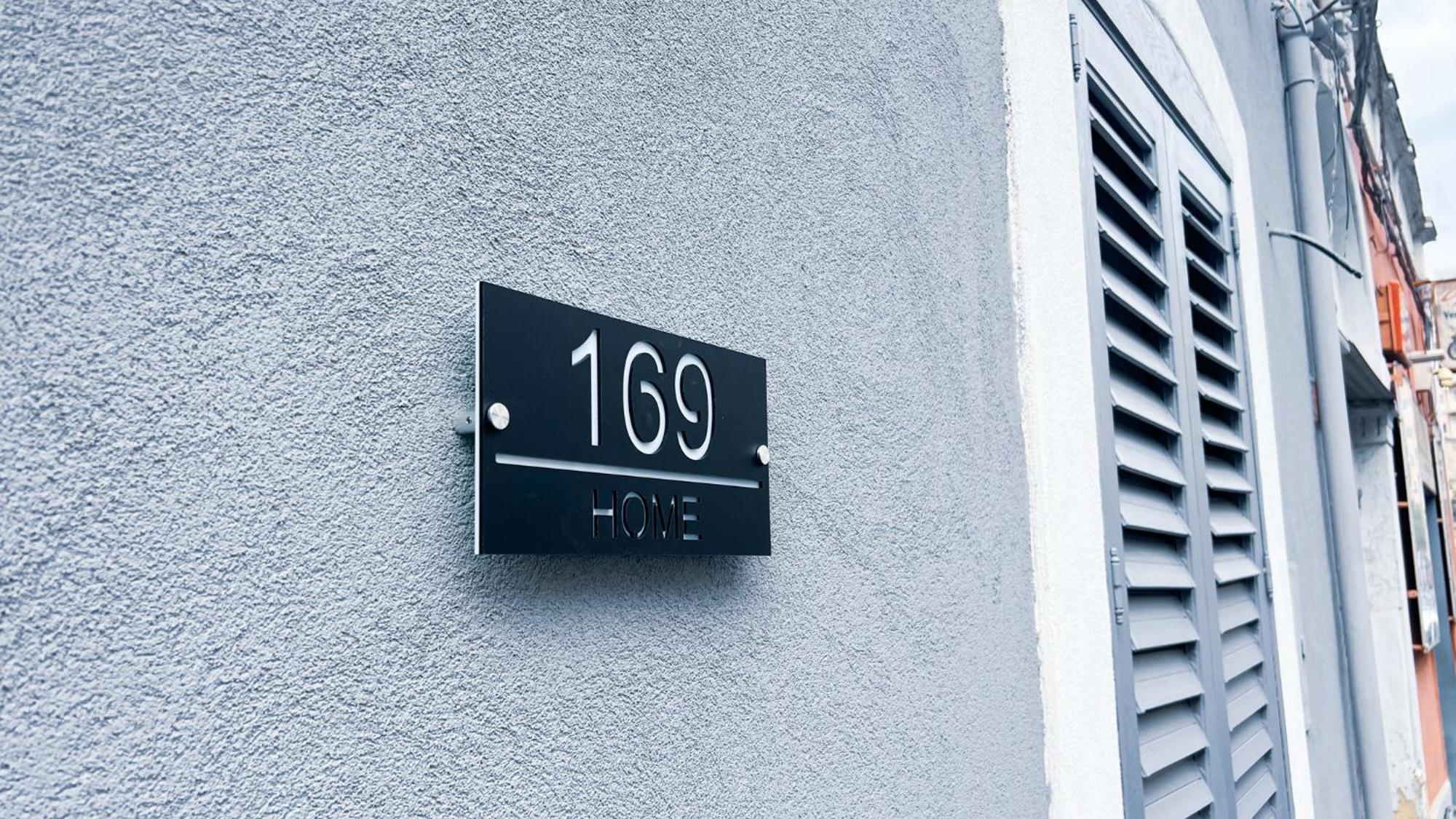 169Home カターニア エクステリア 写真
